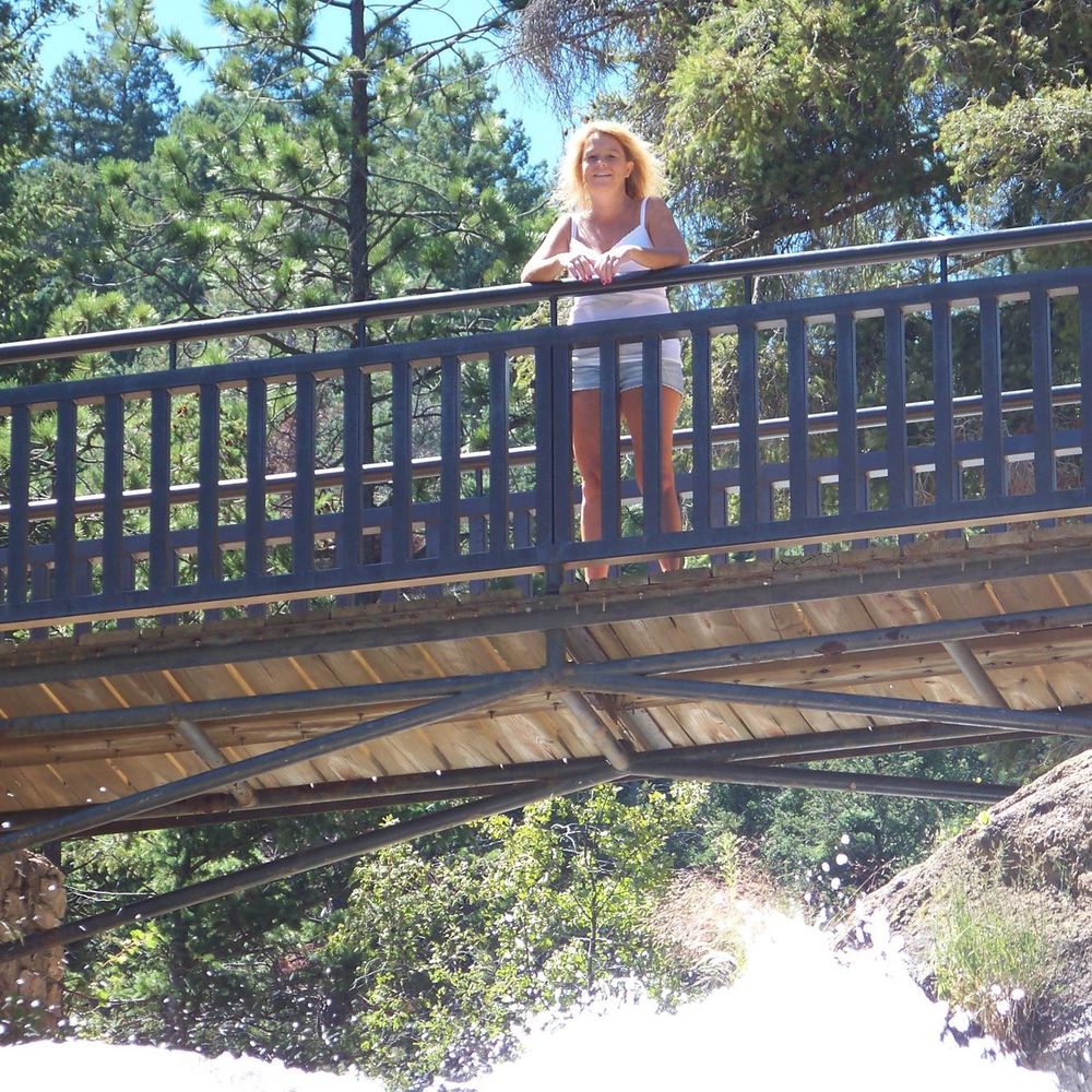 Meet your Posher, Denise